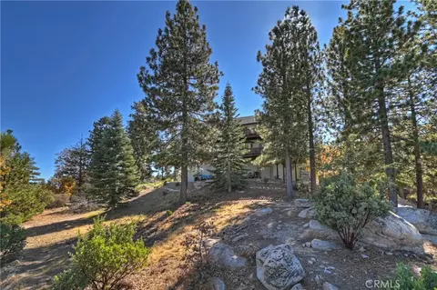 Exterior - 26077 Walnut Hls, Lake Arrowhead, CA 92352 photo 6 of 16