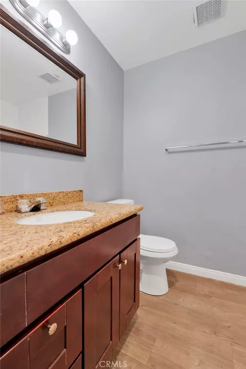 Bath - 3068 Panorama Rd #C, Riverside, CA 92506 photo 2 of 7