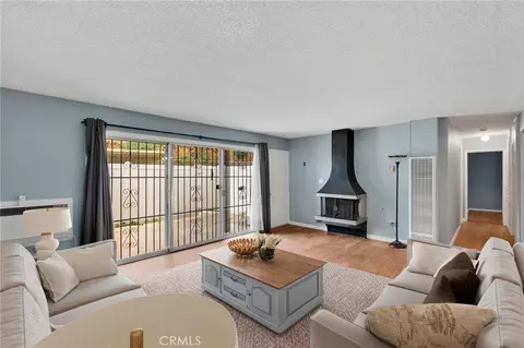 Living - 3068 Panorama Rd #C, Riverside, CA 92506 photo 5 of 8