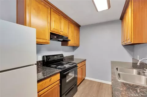 Kitchen - 3068 Panorama Rd #C, Riverside, CA 92506 photo 2 of 3