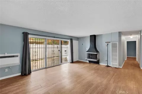 Living - 3068 Panorama Rd #C, Riverside, CA 92506 photo 4 of 8