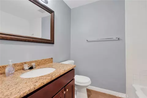 Bath - 3068 Panorama Rd #C, Riverside, CA 92506 photo 1 of 7