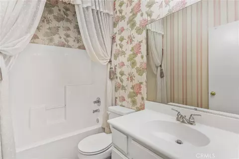Bath - 34301 Sherwood, Yucaipa, CA 92399 photo 3 of 4