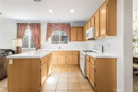Kitchen - 34301 Sherwood, Yucaipa, CA 92399 photo 2 of 5