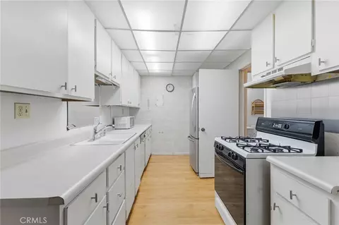 Kitchen - 2255 Cahuilla St #111, Colton, CA 92324 photo 3 of 3