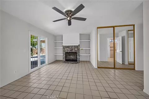 Living - 10658 9th Ave, Hesperia, CA 92345 photo 5 of 5