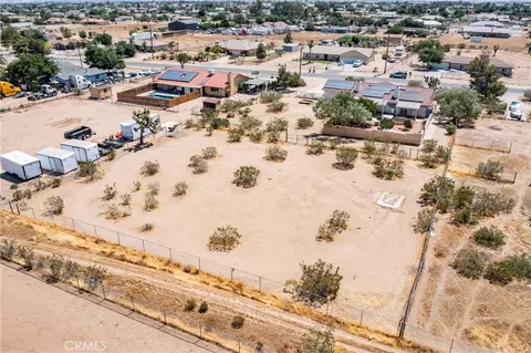 View/Area - 10658 9th Ave, Hesperia, CA 92345 photo 5 of 9