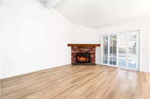 Living - 620 Valley View Dr, Redlands, CA 92373 photo 6 of 14