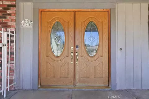 Entry Way - 620 Valley View Dr, Redlands, CA 92373 photo 1 of 3