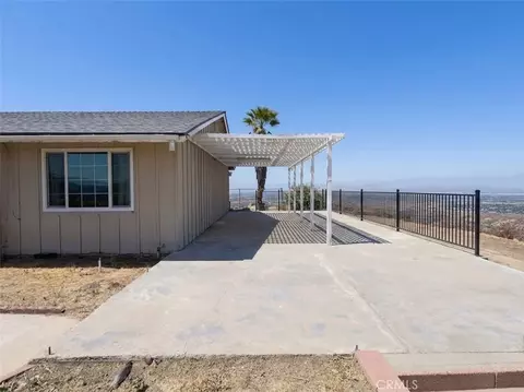 Exterior - 21085 Juniper, Perris, CA 92570 photo 5 of 5