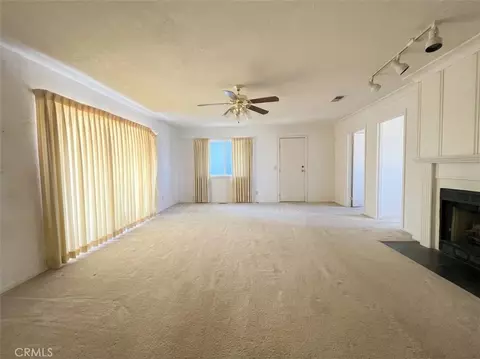 Living - 21085 Juniper, Perris, CA 92570 photo 3 of 3