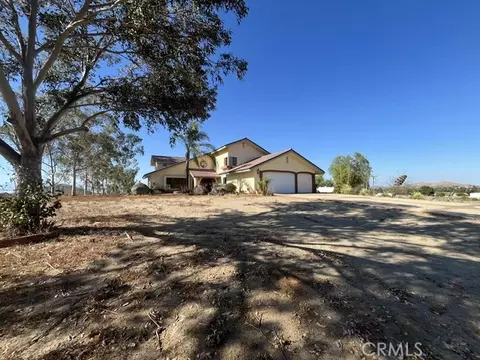 16770 Rocky Gln, Lake Mathews, CA 92570