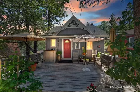 32988 Arrowbear Dr, Arrowbear Lake, CA 92382