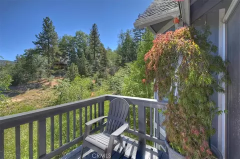 32988 Arrowbear Dr, Arrowbear Lake, CA 92382 photo 2