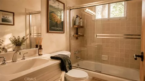 Bath - 26974 Tunnel, Lake Arrowhead, CA 92352 photo 2 of 2