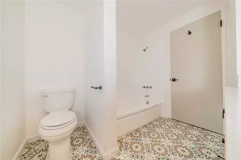 Bath - 1426 5th, Redlands, CA 92374 photo 3 of 7