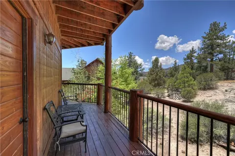 Exterior - 440 Windsong, Big Bear Lake, CA 92315 photo 5 of 13
