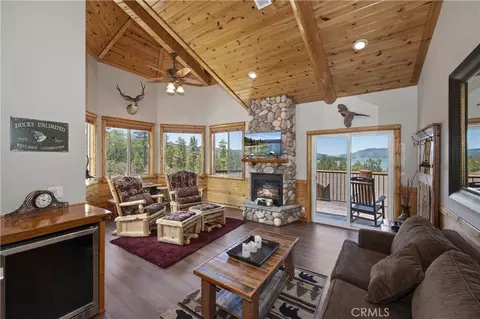 Living - 440 Windsong, Big Bear Lake, CA 92315 photo 5 of 5