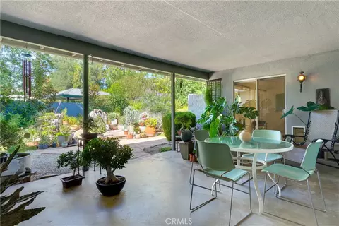 Exterior - 352 Campbell Ave, Redlands, CA 92373 photo 3 of 9