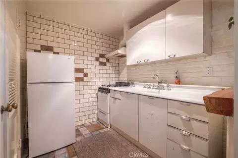 Kitchen - 31531 Ocean View Dr, Running Springs, CA 92382 photo 5 of 5