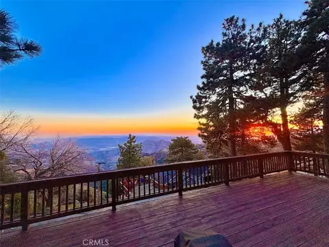 31531 Ocean View Dr, Running Springs, CA 92382