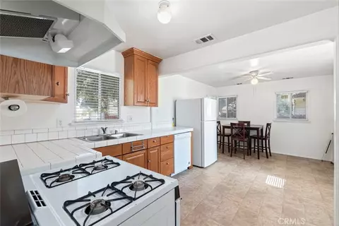 Kitchen - 654 Edgar, Beaumont, CA 92223 photo 1 of 3