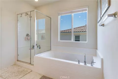 Bath - 1836 Plan Tree, Upland, CA 91784 photo 3 of 5