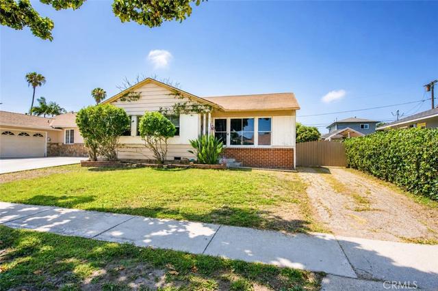 3620 W 147th St, Hawthorne, CA 90250