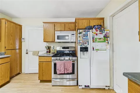 Kitchen - 2916 Lowell, Eureka, CA 95501 photo 1 of 5
