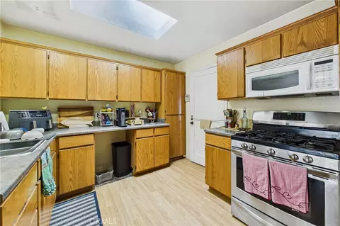 Kitchen - 2916 Lowell, Eureka, CA 95501 photo 2 of 5