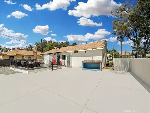 Exterior - 4187 Dwight Ave, Riverside, CA 92507 photo 4 of 15