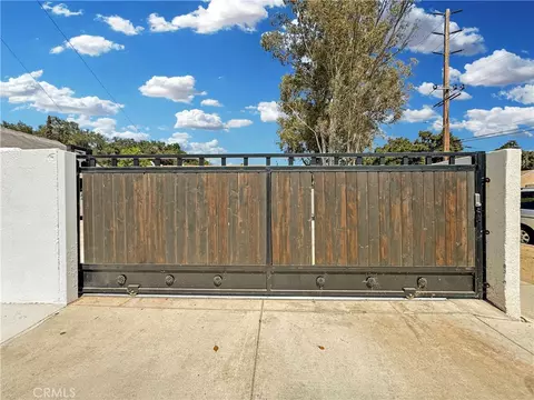 Exterior - 4187 Dwight Ave, Riverside, CA 92507 photo 5 of 15