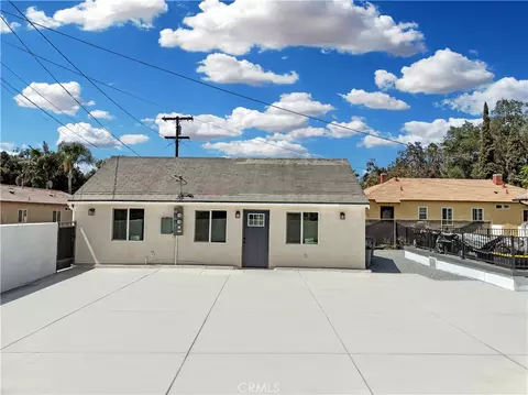 Exterior - 4187 Dwight Ave, Riverside, CA 92507 photo 14 of 15