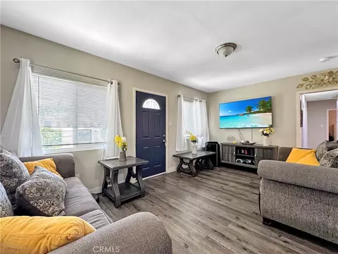 Living - 4187 Dwight Ave, Riverside, CA 92507 photo 3 of 4