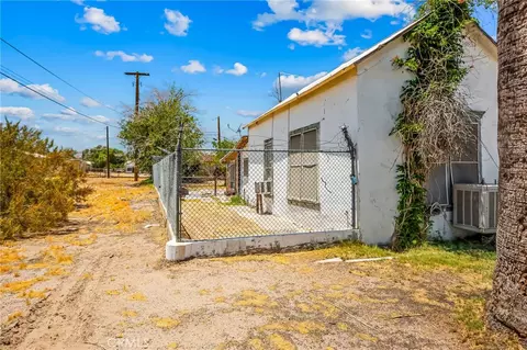 Exterior - 412 Palm, Needles, CA 92363 photo 2 of 10