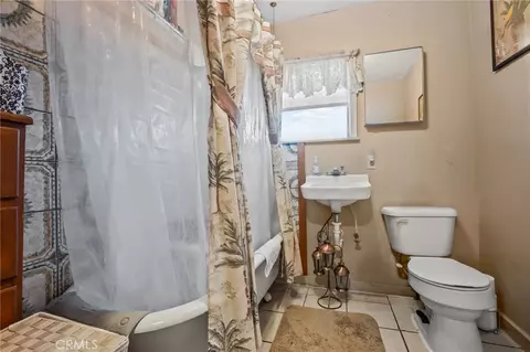 Bath - 412 Palm, Needles, CA 92363 photo 1 of 1