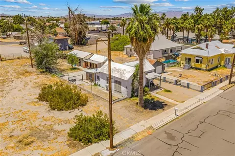 View/Area - 412 Palm, Needles, CA 92363 photo 3 of 13