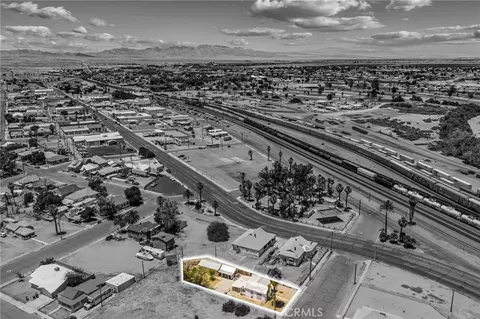 View/Area - 412 Palm, Needles, CA 92363 photo 10 of 13