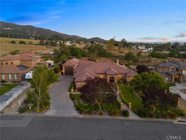 35929 Creekside Dr, Yucaipa, CA 92399
