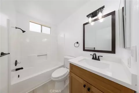 Bath - 13707 4th, Yucaipa, CA 92399 photo 3 of 3
