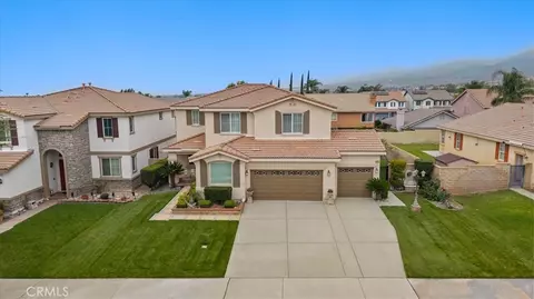 View/Area - 5422 Osprey Ct, Fontana, CA 92336 photo 1 of 11