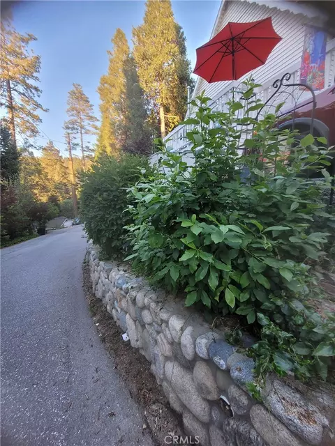 447 Valley Rd, Crestline, CA 92325 photo 11
