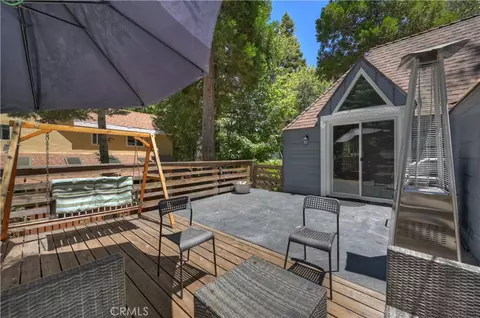 Exterior - 311 Hemlock, Lake Arrowhead, CA 92352 photo 2 of 9