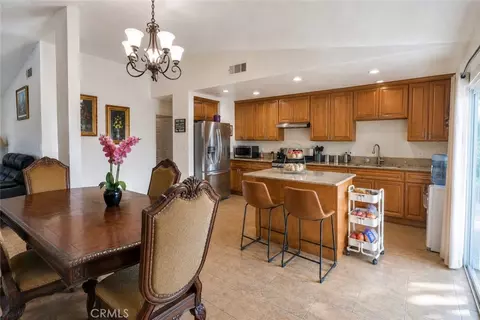 2949 Spruce St, Rialto, CA 92376 photo 7
