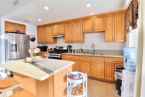 2949 Spruce St, Rialto, CA 92376 photo 11