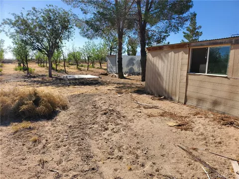 9870 Cody, Lucerne Valley, CA 92356 photo 7