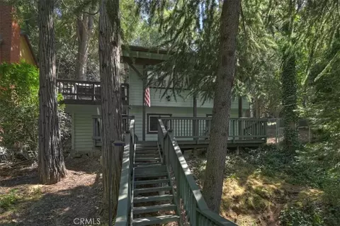 Exterior - 23869 Wildwood, Crestline, CA 92325 photo 6 of 14
