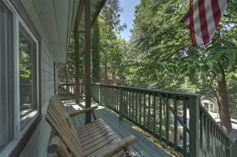 Exterior - 23869 Wildwood, Crestline, CA 92325 photo 5 of 14