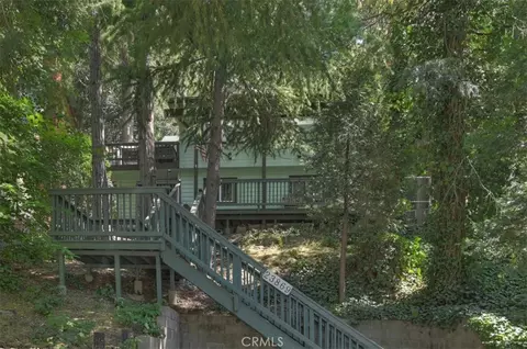 Exterior - 23869 Wildwood, Crestline, CA 92325 photo 7 of 14