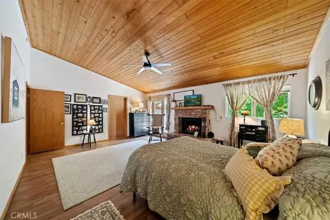Bedroom - 41775 Garstin, Big Bear Lake, CA 92315 photo 1 of 2